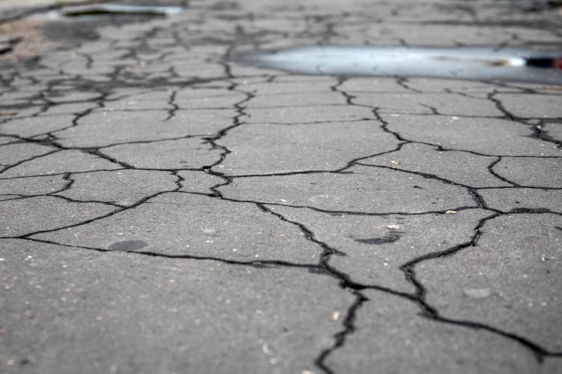 Asphalt Cracks Repair detail